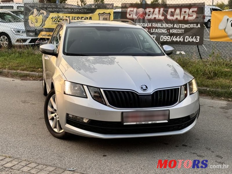 2019' Skoda Octavia Combi photo #3