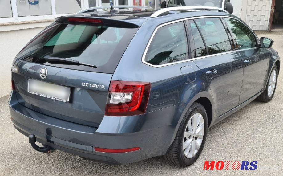 2019' Skoda Octavia Combi photo #3