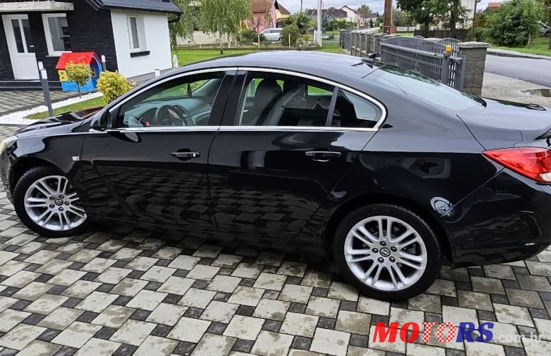 2011' Opel Insignia 2,0 Cdti photo #2