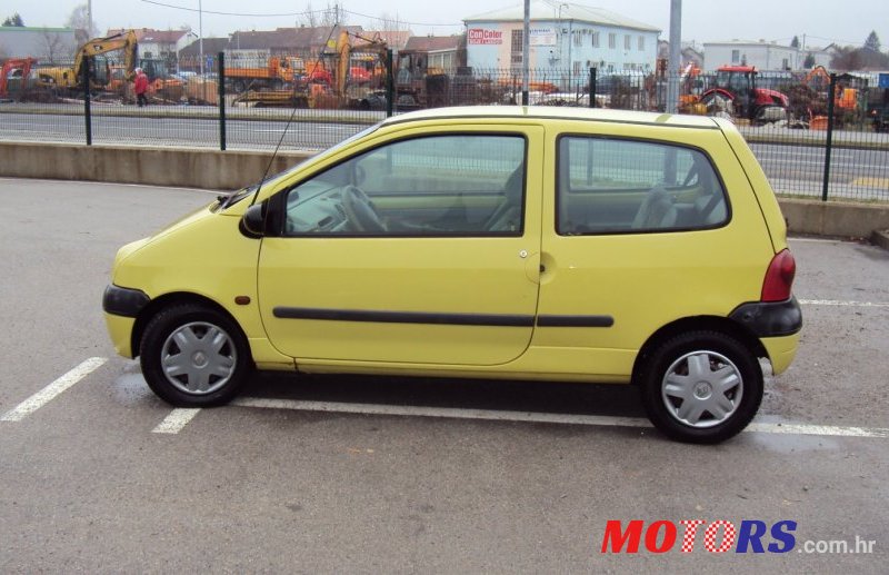 2000' Renault Twingo photo #1