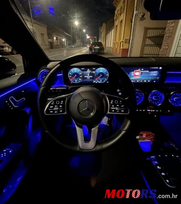 2019' Mercedes-Benz A-Klasa 180 D photo #2