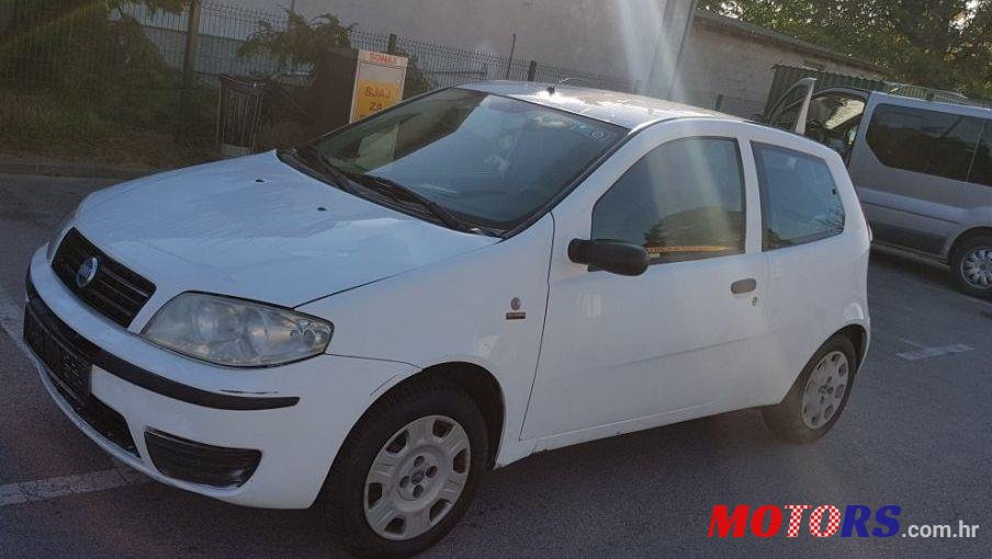 2004' Fiat Punto 1,2 photo #2