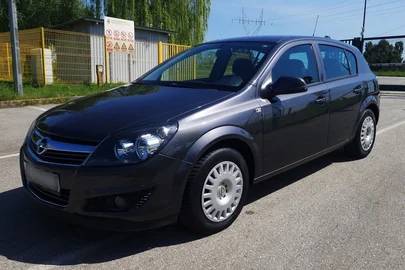 2010' Opel Astra 1,4