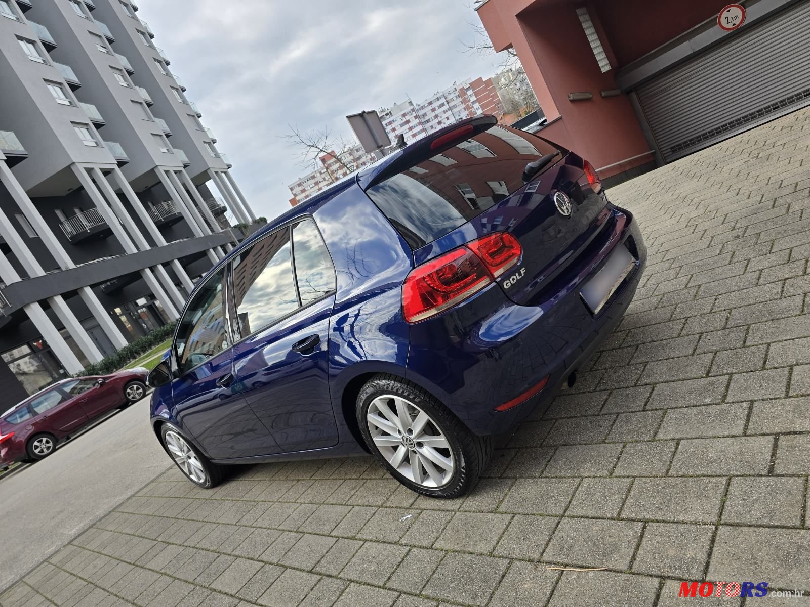 2012' Volkswagen Golf VI 1,6 Tdi photo #4