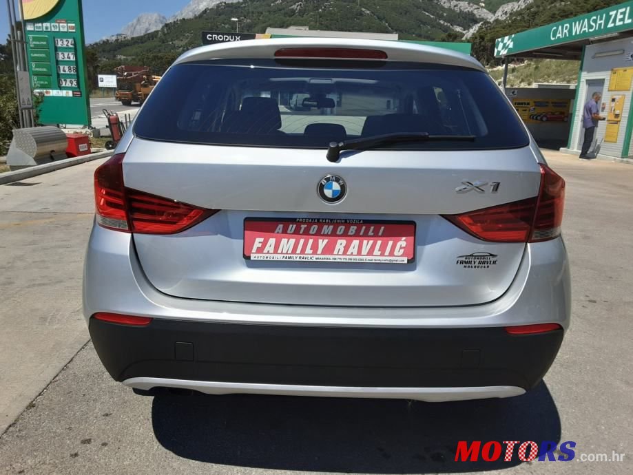 2011' BMW X1 Sdrive20D photo #4