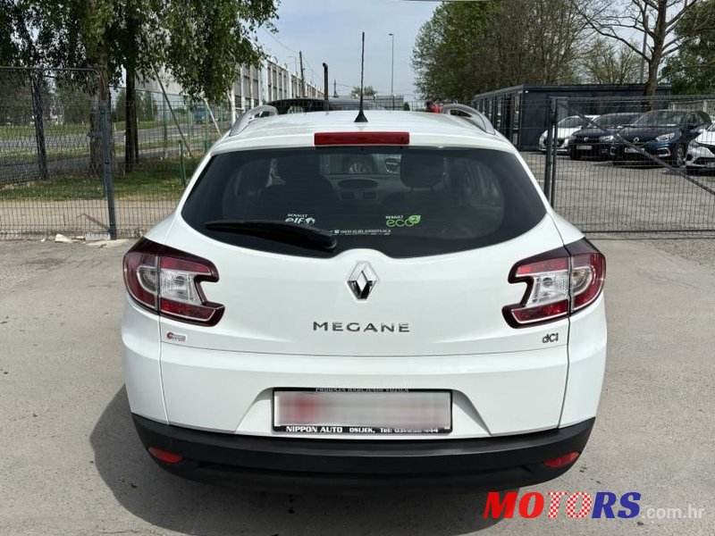 2014' Renault Megane Grandtour Dci photo #5