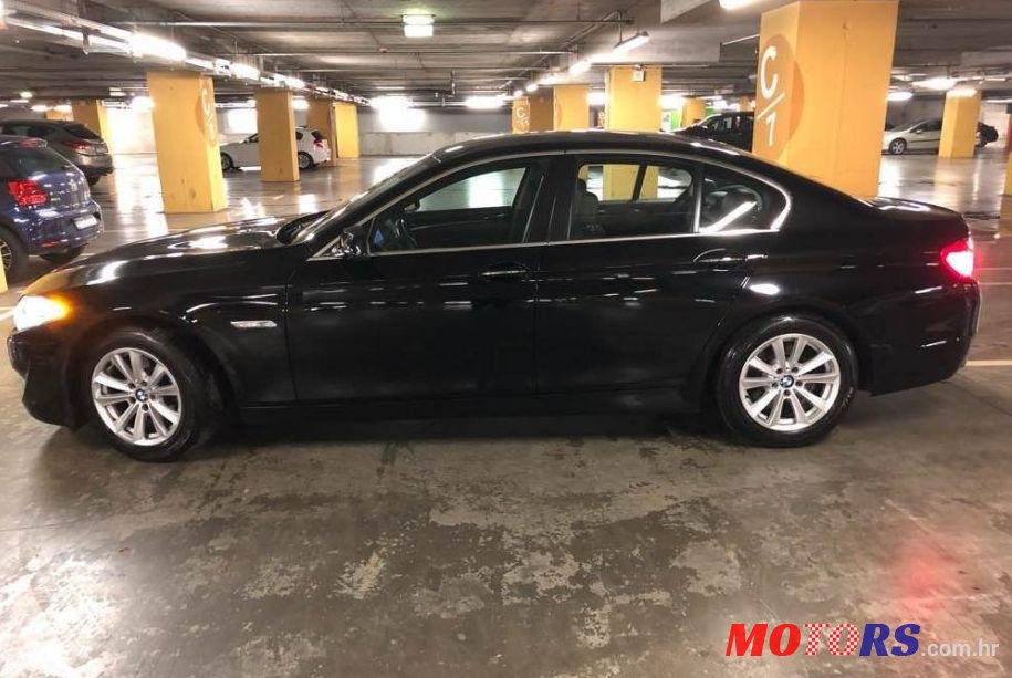 2011' BMW Serija 5 520D photo #1