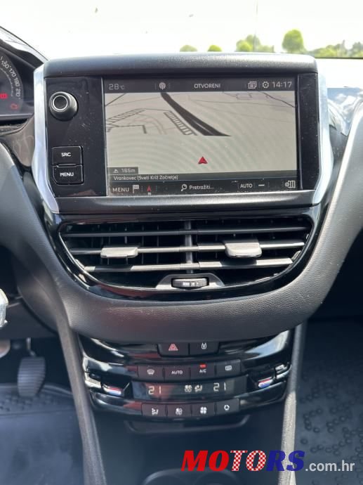 2018' Peugeot 208 photo #4