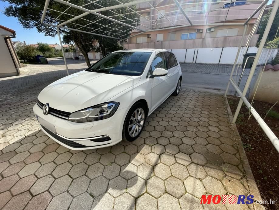 2019' Volkswagen Golf VII 2,0 Tdi photo #1