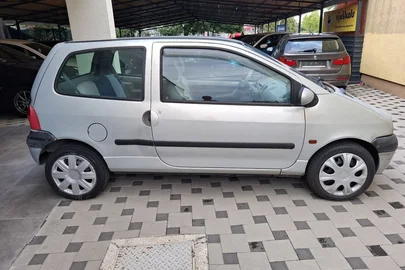 2002' Renault Twingo 1,2