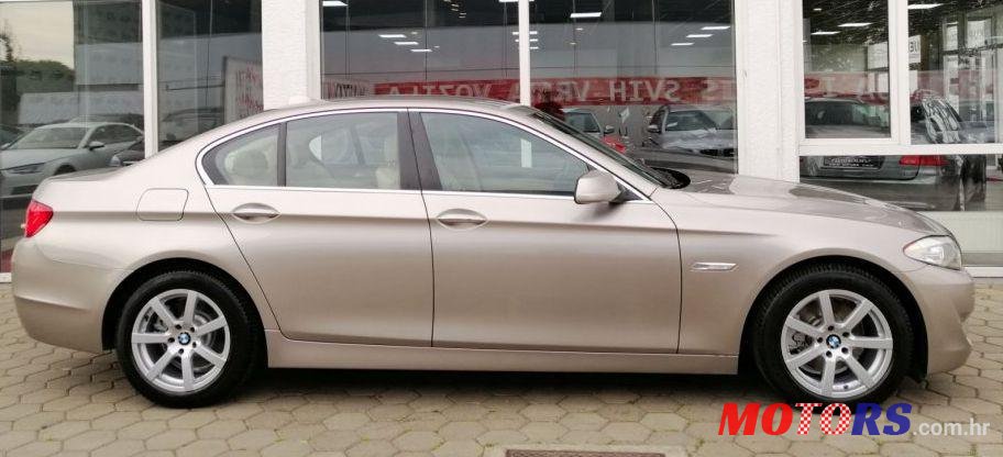 2010' BMW Serija 5 520D photo #1