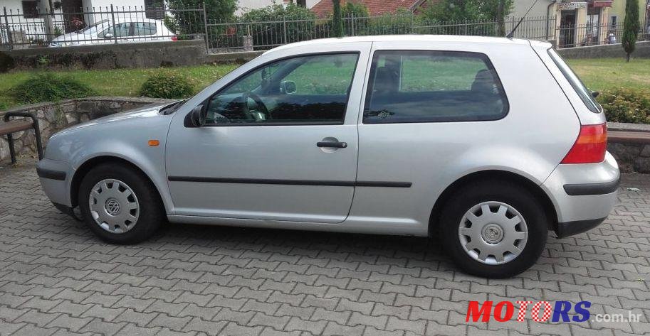 1999' Volkswagen Golf IV 1,4 photo #1