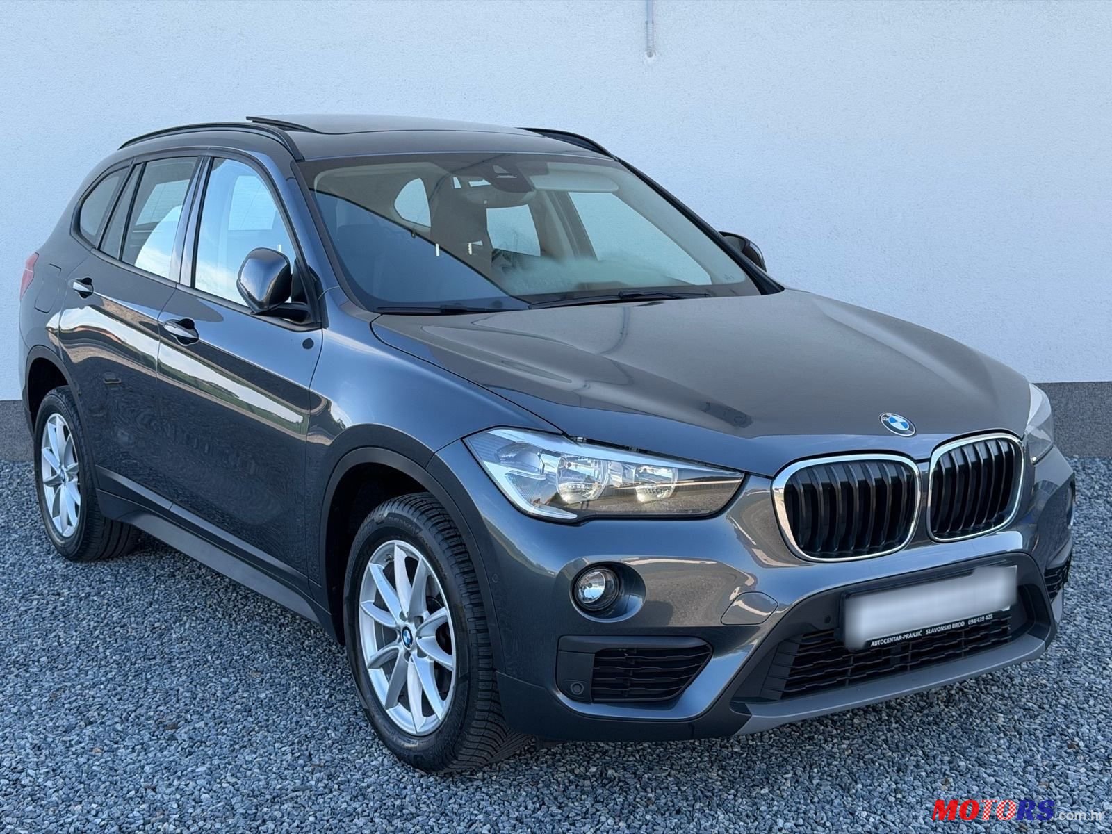 2017' BMW X1 16D photo #1