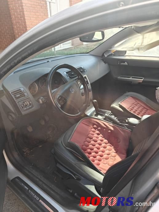 2005' Volvo V50 2,0 D photo #4
