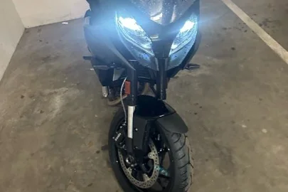 2023' BMW F900XR