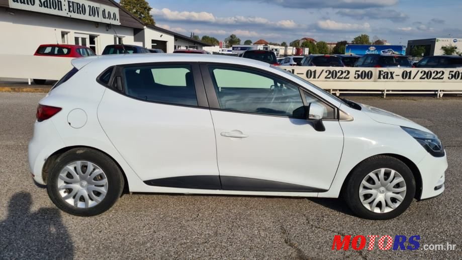 2016' Renault Clio Dci 75 photo #3