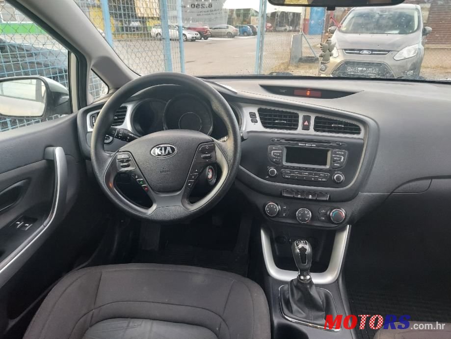 2013' Kia Ceed 1,4 Crdi Lx Eco photo #5