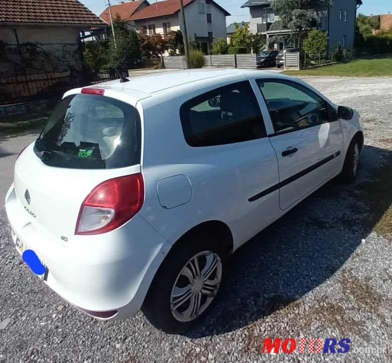 2011' Renault Clio 1,5 Dci photo #4