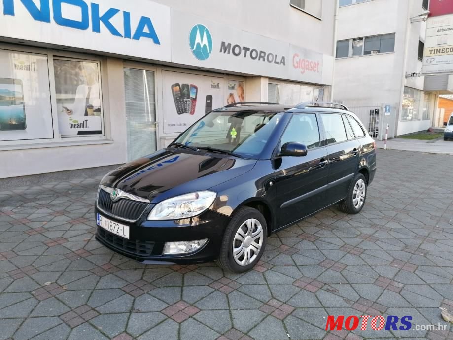 2011' Skoda Fabia Combi photo #1
