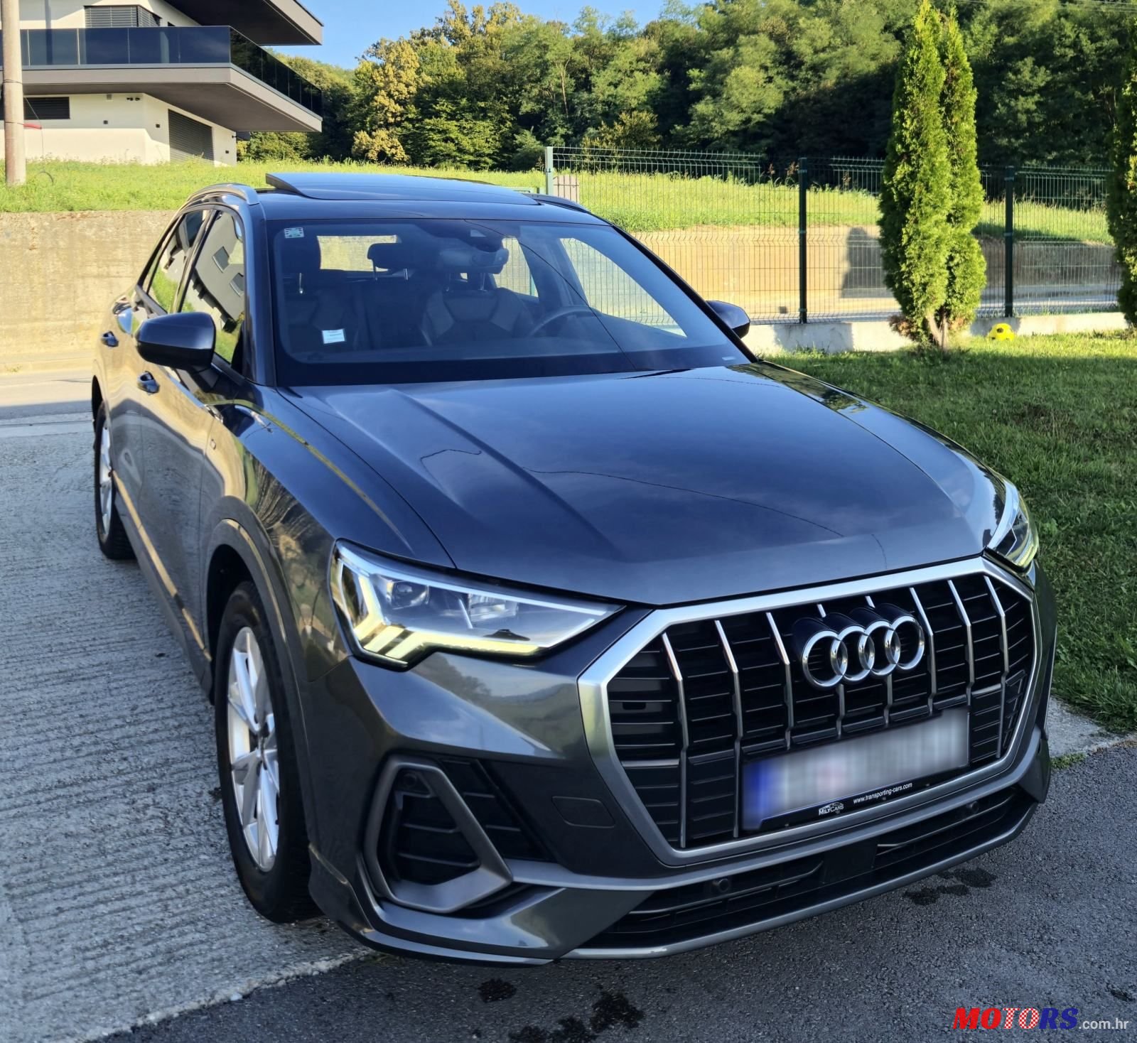 2019' Audi Q3 35 Tdi photo #2
