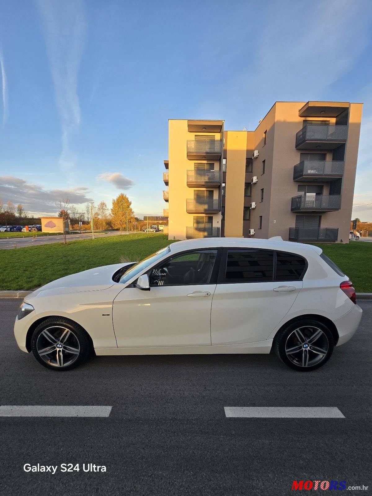 2012' BMW Serija 1 118D Sport photo #4