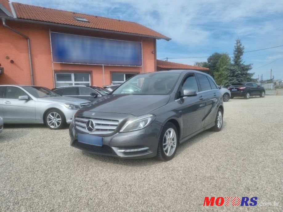 2012' Mercedes-Benz B-Klasa 180 Cdi photo #2