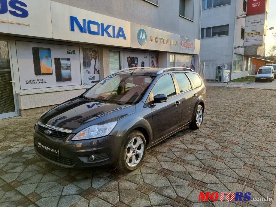 2010' Ford Focus Karavan photo #1