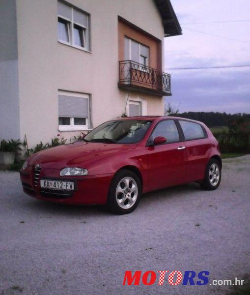 2002' Alfa Romeo 147 2,0 Ts photo #1