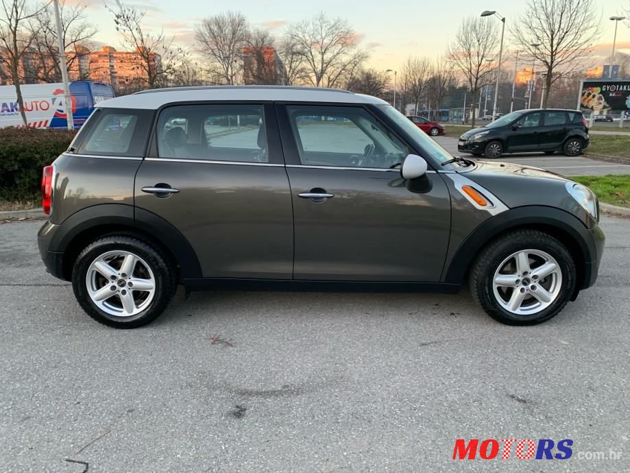2010' MINI Countryman 1,6D photo #4