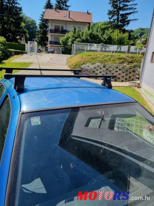 2002' Renault Clio 1,2 photo #3