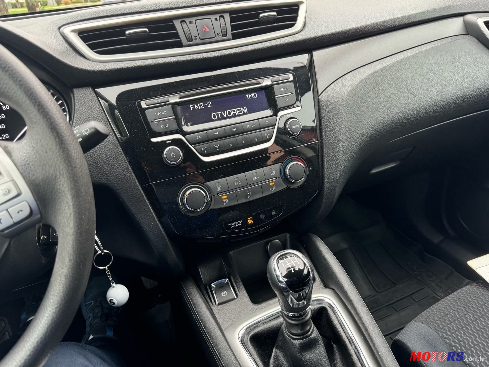 2015' Nissan Qashqai 1,2 Dig-T photo #5