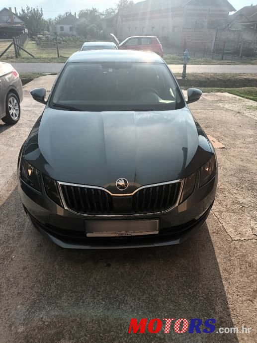 2020' Skoda Octavia 1.6 Tdi photo #2