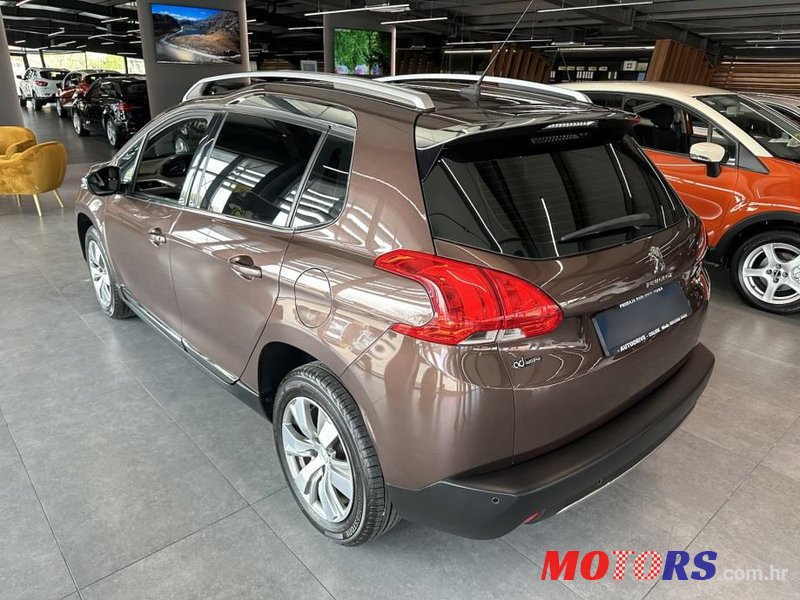 2015' Peugeot 2008 photo #4