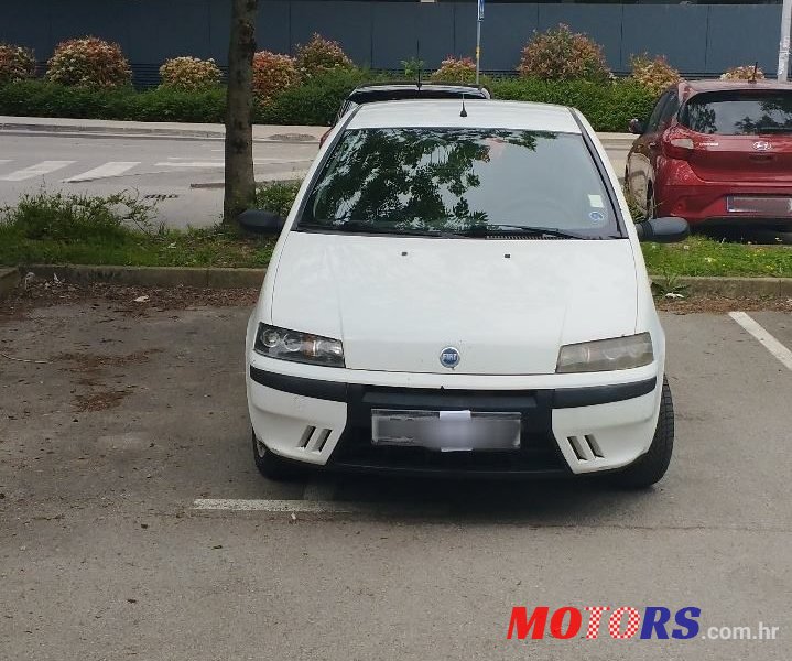 2002' Fiat Punto 1,9 Jtd photo #3