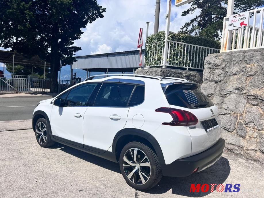 2017' Peugeot 2008 1,6 Bluehdi photo #6