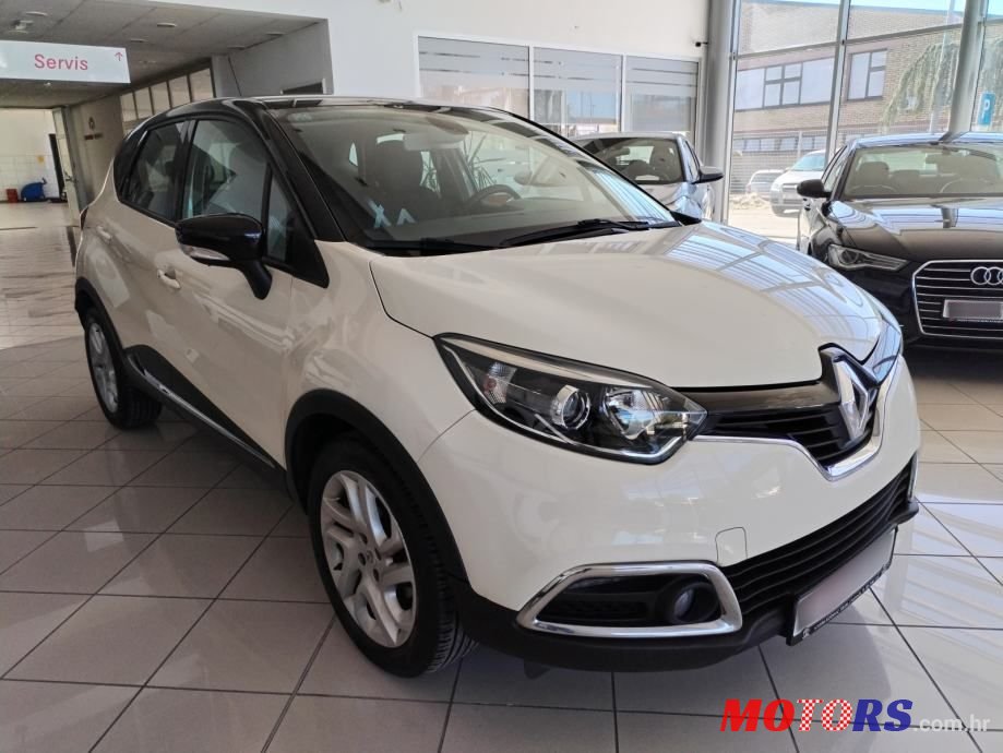 2015' Renault Captur Dci 90 photo #3