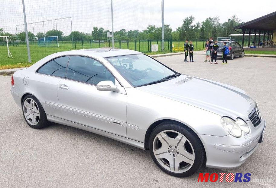2003' Mercedes-Benz Clk Coupe 320 photo #1
