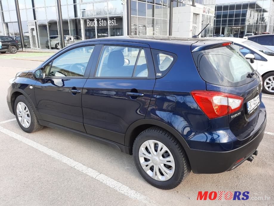 2017' Suzuki Sx4 S-Cross 1.0 photo #5