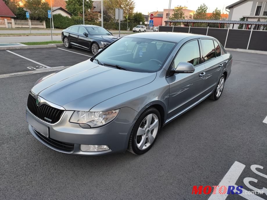 2013' Skoda Superb 1,6 Tdi photo #2