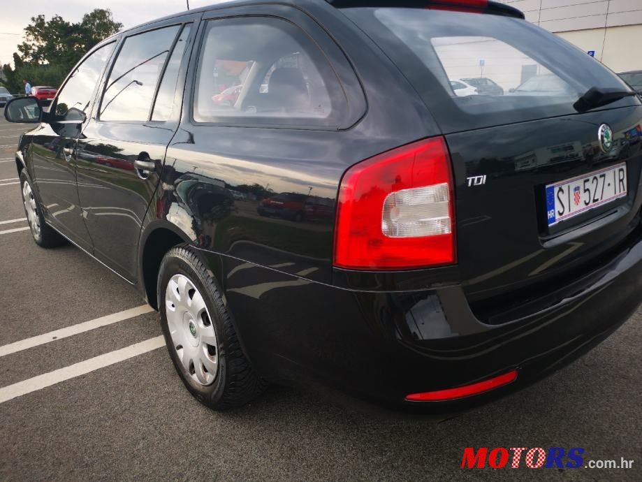 2012' Skoda Octavia 1,6 Tdi photo #6
