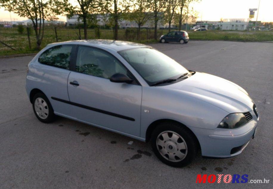 2003' SEAT Ibiza 1,4 16V photo #1