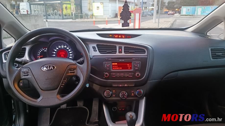 2015' Kia Ceed 1,4 Cvvt photo #5