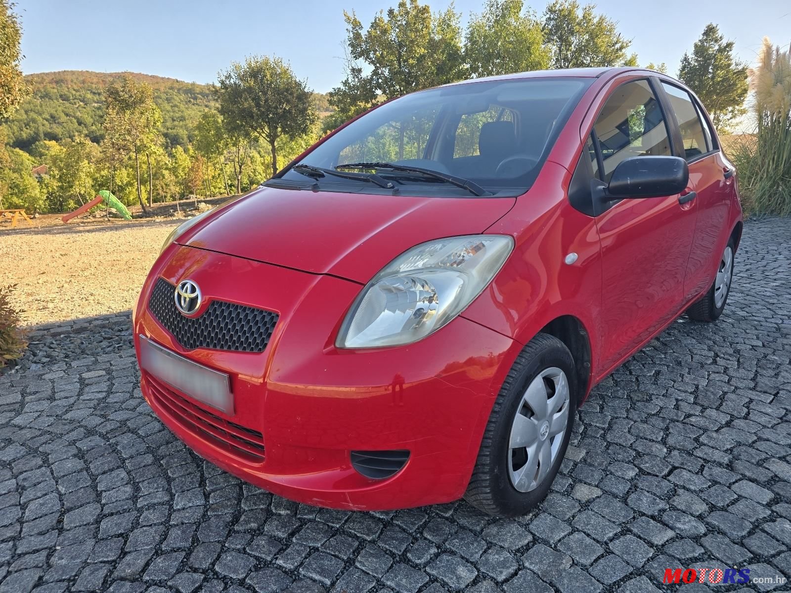 2008' Toyota Yaris 1,0 Vvt-I photo #2