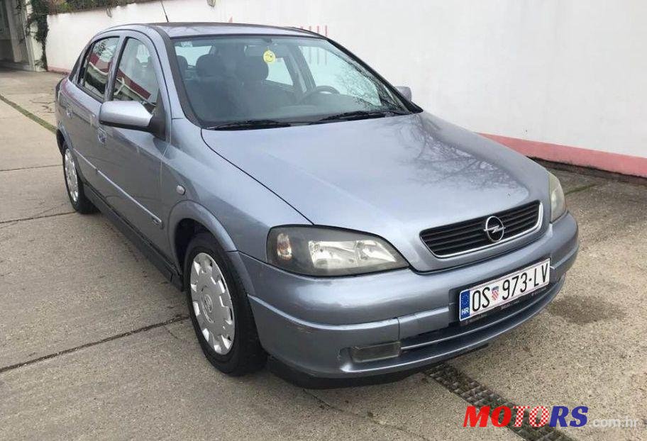 2004' Opel Astra 1,7 Dt photo #1