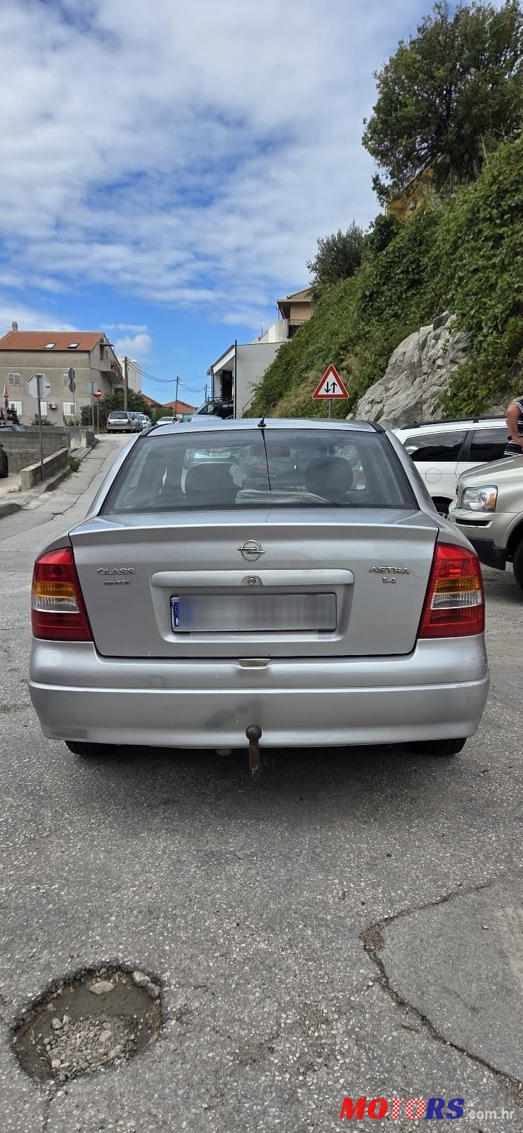 2005' Opel Astra Classic photo #3