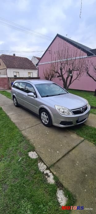 2008' Opel Vectra Karavan photo #4