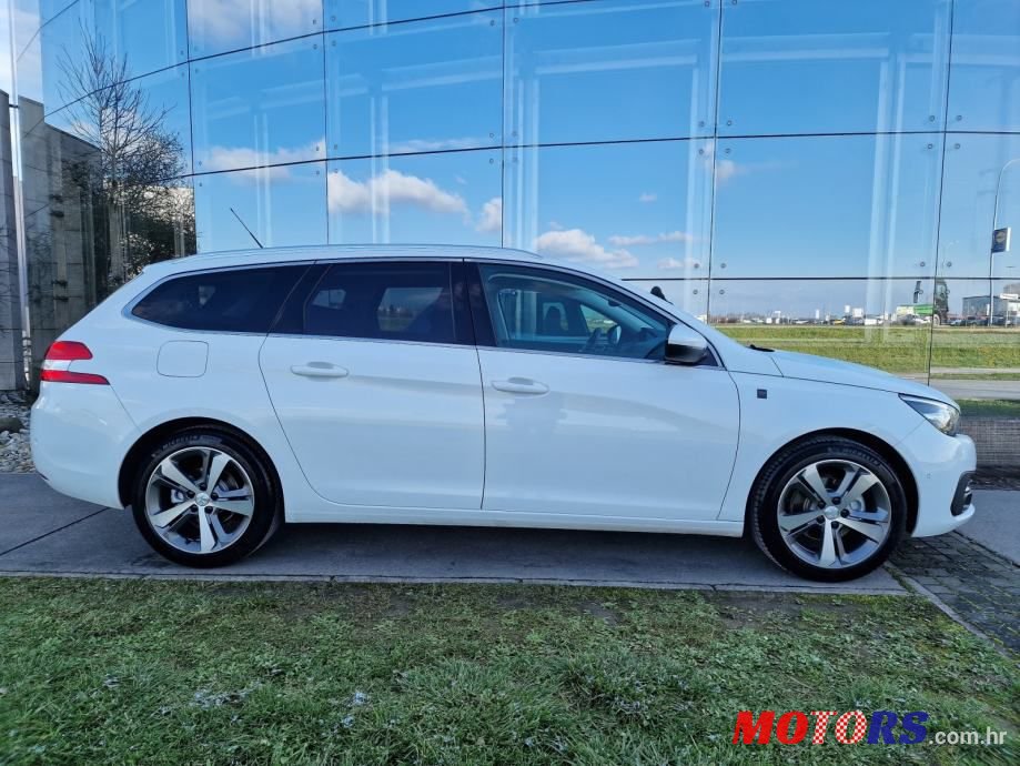 2018' Peugeot 308 Sw photo #6