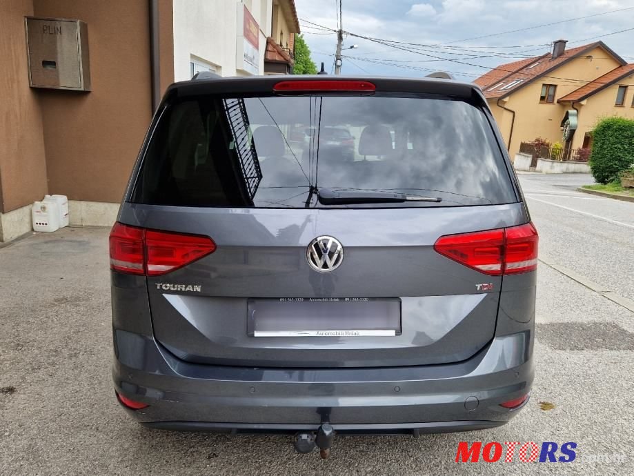 2017' Volkswagen Touran 1,6 Tdi photo #5