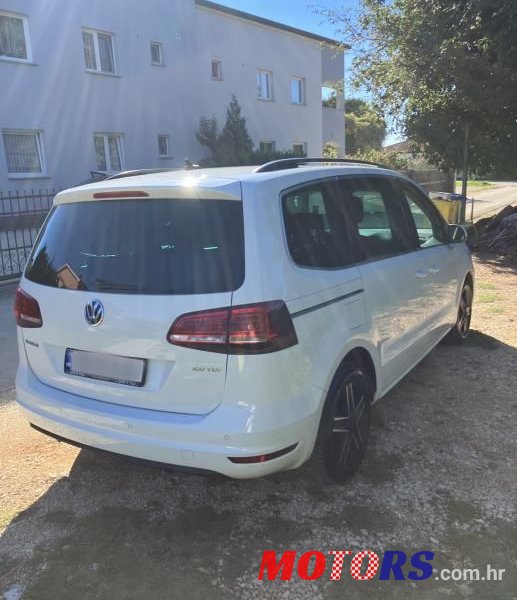 2016' Volkswagen Sharan 2,0 Tdi Bmt photo #6