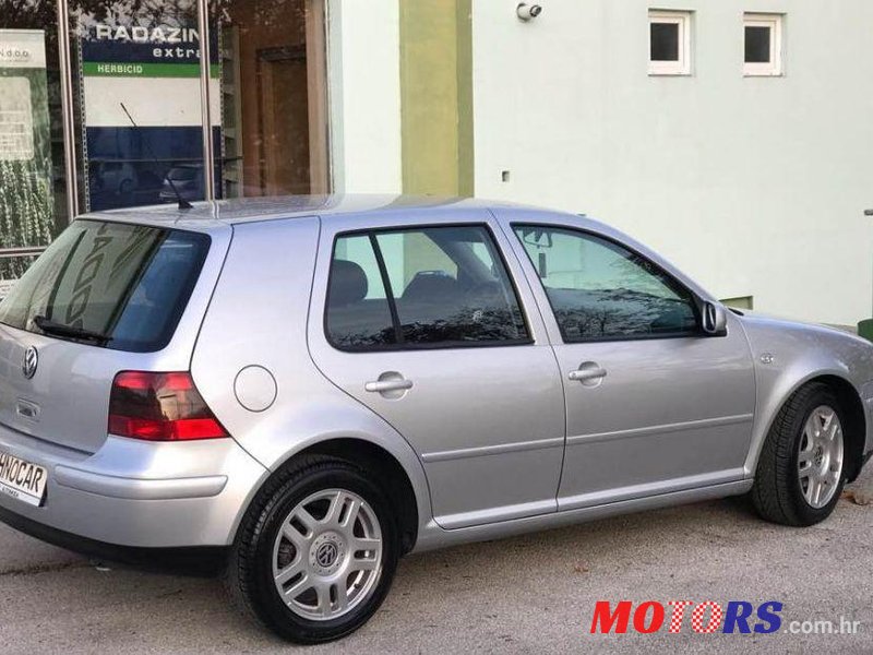 2002' Volkswagen Golf IV 1,9 Tdi photo #1